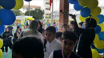 اولین روز سال تحصیلی 97-96 -  آلبوم تصاویر مدرسه هوشمند دیباگران