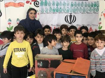 نمایشگاه دست سازه های دانش آموزی به مناسبت دهه فجر -  آلبوم تصاویر مدرسه هوشمند دیباگران