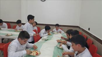 ناهار دیباگران  -  آلبوم تصاویر مدرسه هوشمند دیباگران