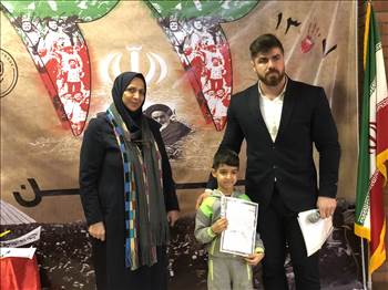 برگزاری مراسم گرامیداشت یوم الله 22 بهمن و تجلیل ا -  آلبوم تصاویر مدرسه هوشمند دیباگران