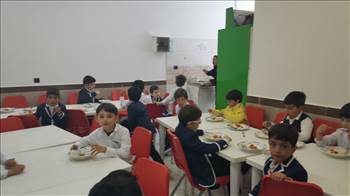 ناهار 96/07/15 -  آلبوم تصاویر مدرسه هوشمند دیباگران