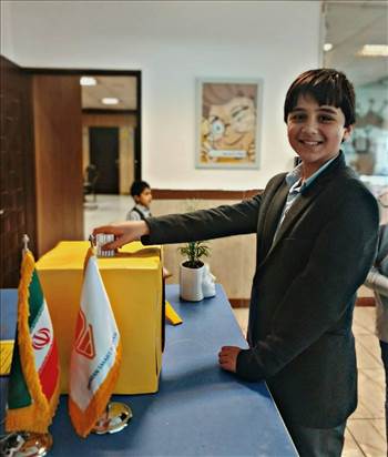 انتخابات شورای دانش آموزی سال تحصیلی 99-98 -  آلبوم تصاویر مدرسه هوشمند دیباگران
