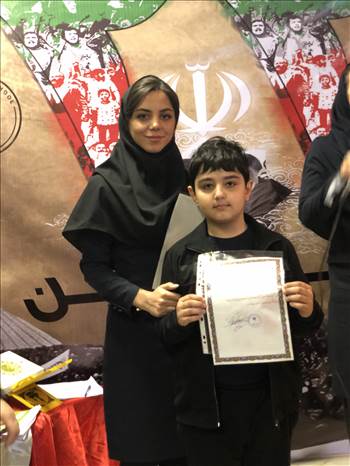 برگزاری مراسم گرامیداشت یوم الله 22 بهمن -  آلبوم تصاویر مدرسه هوشمند دیباگران